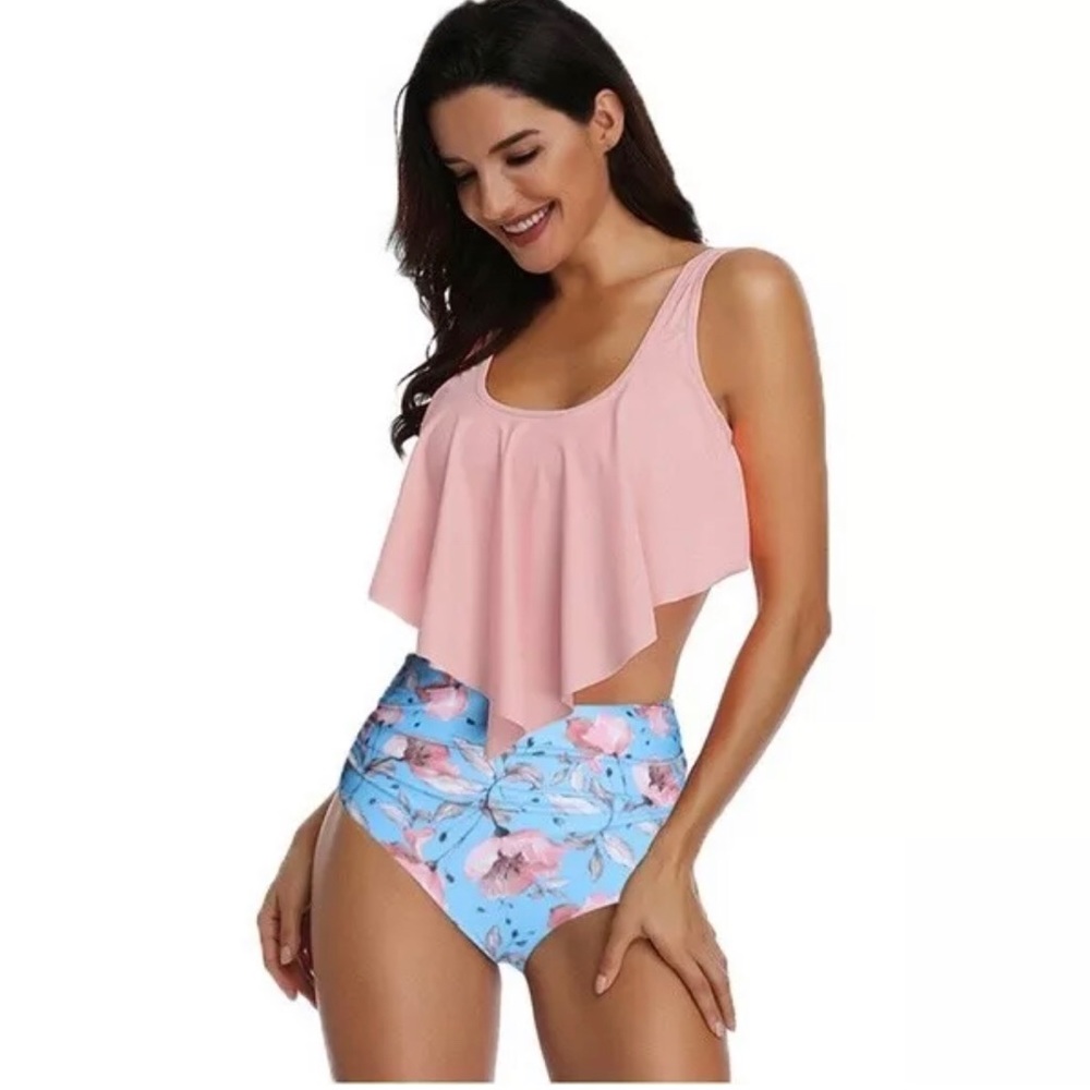 NWOT Slimming Tummy Control Bathing Suit